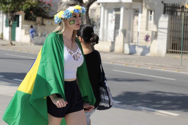 FOTOS: ¡Brasil también goleó en las gradas con las preciosas garotas!