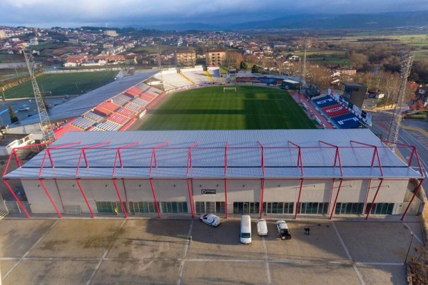 ¡Estadio y castillos medievales! Así es la nueva casa del hondureño Jonathan Rubio en Portugal