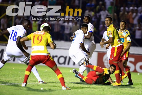 Las mejores imágenes del juego Olimpia vs Herediano