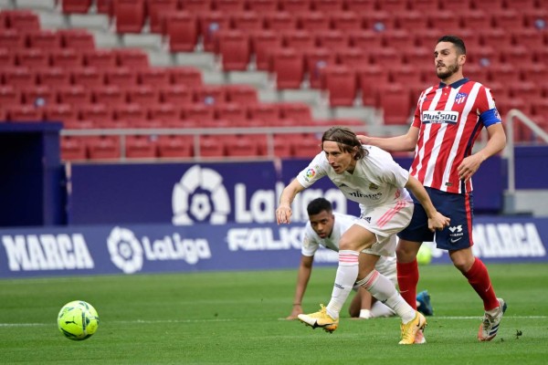 ¡Hay liga española! Benzema y Real Madrid le arrebatan el triunfo al Atlético en el último minuto