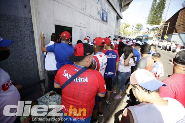 Lo que no se vio en TV: Los disturbios en el Olimpia-Vida, bellas mujeres y estadios llenos