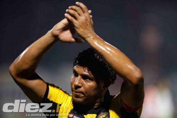 La trayectoria de Carlos Pavón en imágenes