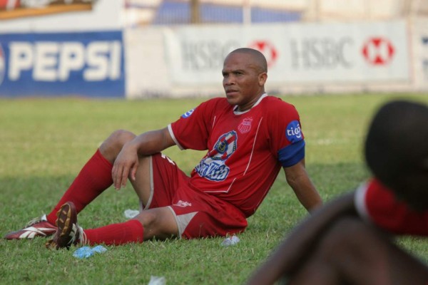 Silencioso adiós: Futbolistas de Honduras que se retiraron en el anonimato