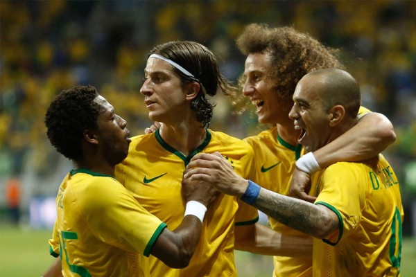Brasil venció 2-0 a México en amistoso hacia la Copa América