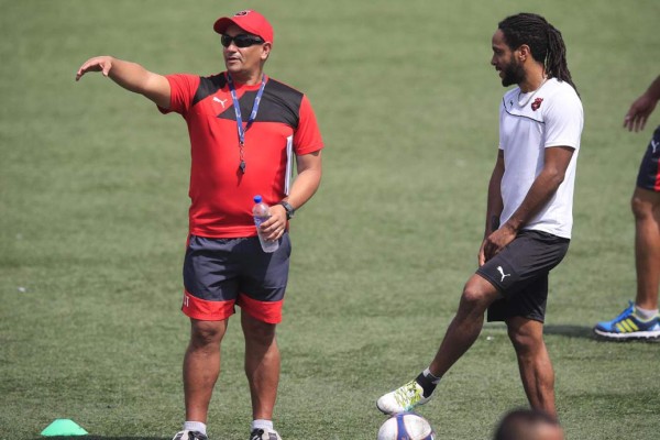 ¿Quiénes son los entrenadores de los equipos grandes de Centroamérica?