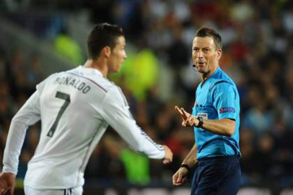 Árbitro reveló intimidades de Cristiano, Messi y Luis Suárez que están dando de qué hablar