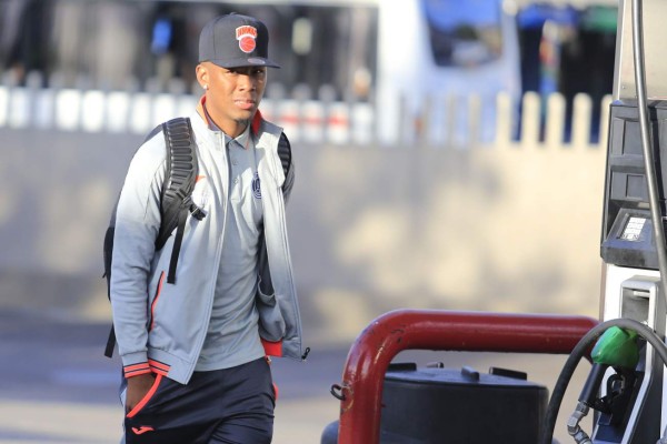 Cecilia Landa, la encantadora novia del jugador del Motagua Deybi Flores