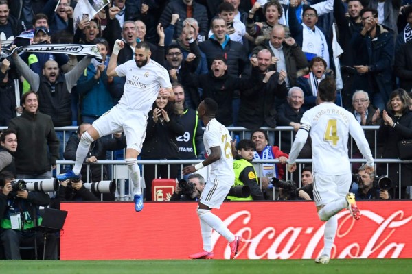 Real Madrid consigue ajustado triunfo sobre el Atlético para seguir líder en solitario de LaLiga