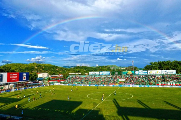 NO SE VIO EN TV: La disputa de Chino López por una botella de cerveza y el júbilo en el Yankel