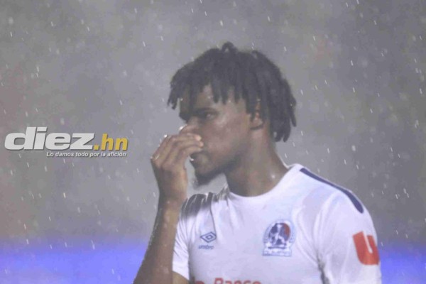 La tristeza de los jugadores del Olimpia tras perder la final ante Motagua