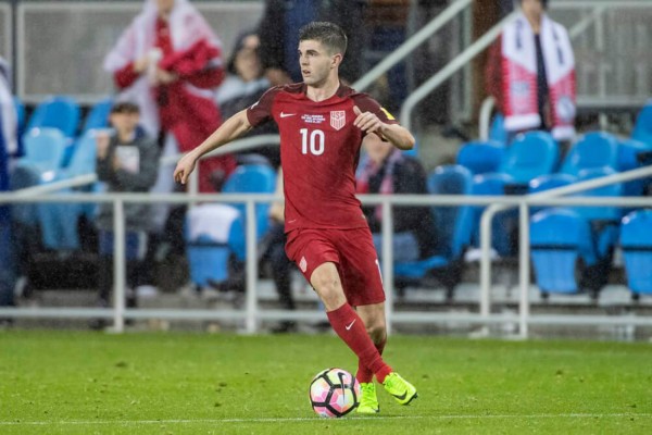 El hondureño Alberth Elis entre los sobresalientes de Concacaf del 2017