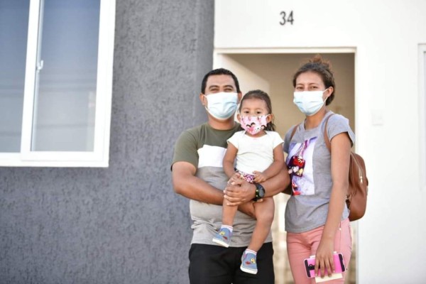 ¡Gran obra! Así son las viviendas que Nayib Bukele entregó a las familias afectadas por Eta y Iota &nbsp;&nbsp;&nbsp;