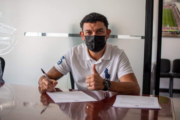 Fichajes en Centroamérica: Tres mexicanos más, hondureño a El Salvador y Antigua dio el bombazo