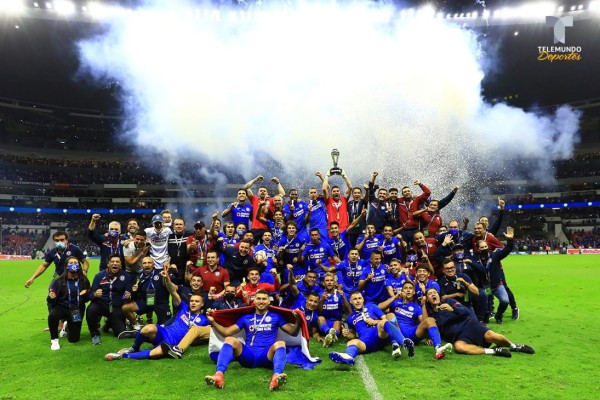 ¡Así se festeja un título después de 23 años! La celebración del Cruz Azul tras ser campeón de Liga MX