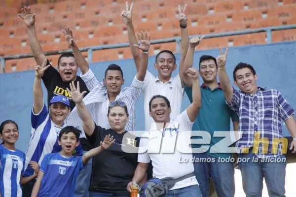 El ambiente en el estadio Olímpico con Honduras-Venezuela