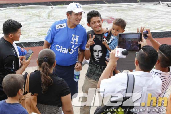 Honduras se prepara en Houston previo a enfrentar a México