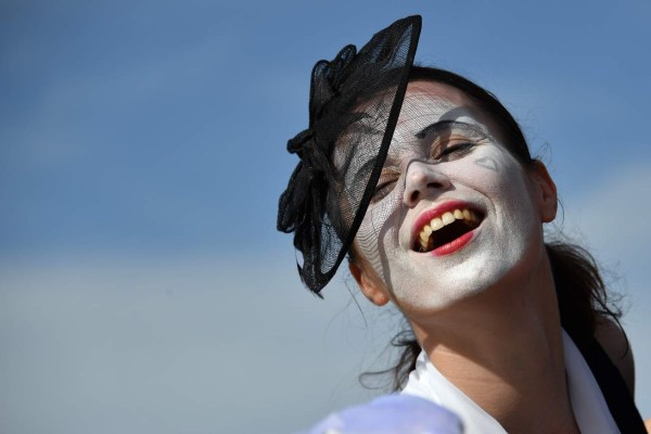 ¡Qué linduras! Hinchas mexicanas y coreanas se roban todos los focos en Rusia 2018