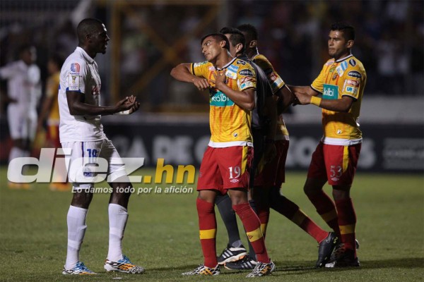 Las mejores imágenes del juego Olimpia vs Herediano