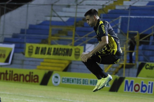 Con Ramiro Rocca solo en punta: El 11 confirmado de Real España para pegar primero al Olimpia