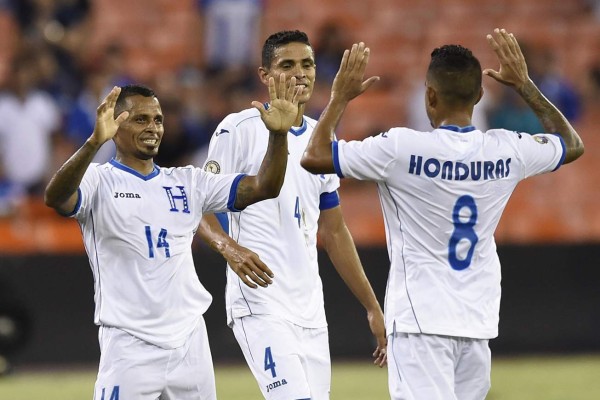 Honduras debuta ante Belice con autogoles