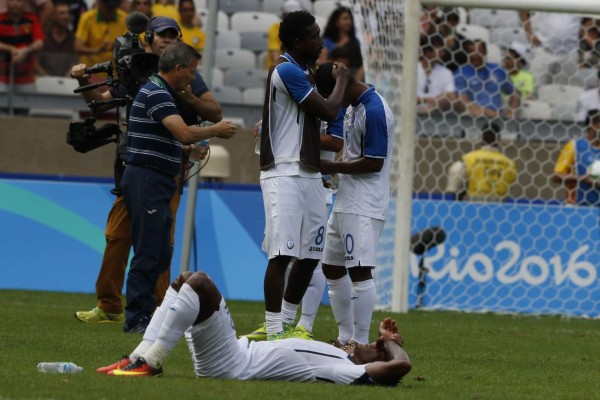 Fotos: Imágenes dramáticas de los jugadores de Honduras tras perder el bronce