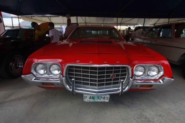 Exhibición de autos clásicos