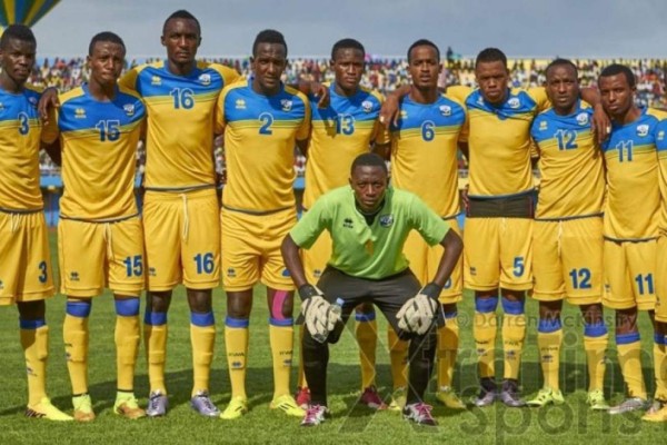 El Platense se mete entre los equipos con las formaciones más raras de la hsitoria