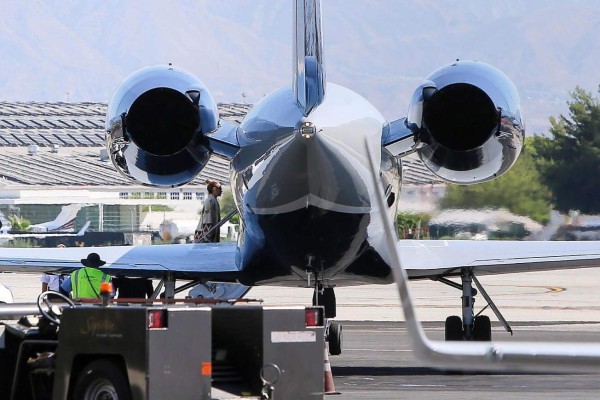 Así son los aviones privados de los famosos: Desde Neymar hasta Jennifer López y A-Rod