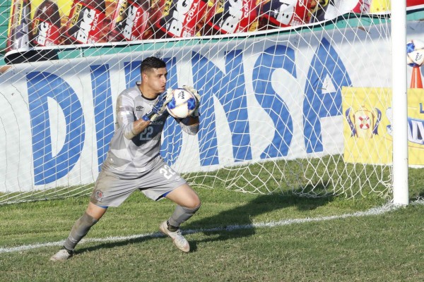 MERCADO: Varios sin contratos en Olimpia y Motagua; Real España está cerrando fichaje y habría nuevo legionario