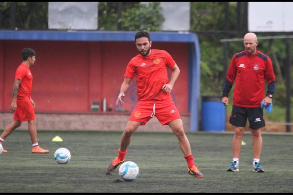 RUMORES Y FICHAJES: ¡Hondureños agitan el mercado centroamericano!