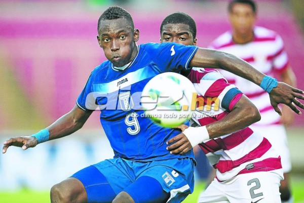 El álbum imperdible de Alberth Elis, el nuevo jugador del Monterrey de México