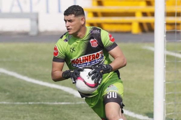 MERCADO HONDUREÑO: Olimpia quiere un nuevo portero y España busca técnico