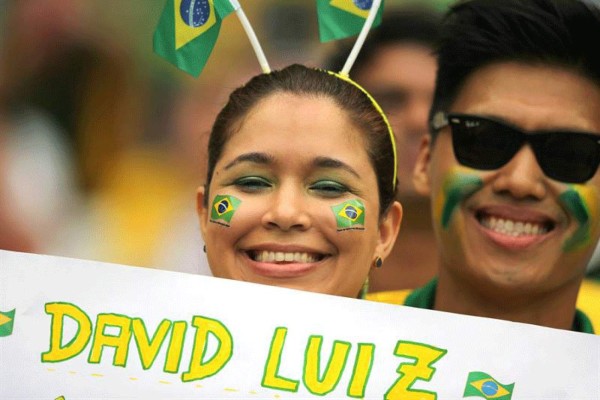 La fiesta en las tribunas en la semifinal Brasil vs Alemania