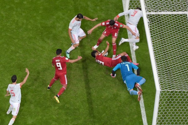 CURIOSAS: ¿Hierro emulando a Löw? Los tatuajes de Sergio Ramos y su gesto con Piqué