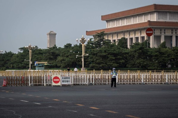 China utiliza robots y cámaras para hacer respetar el confinamiento por coronavirus