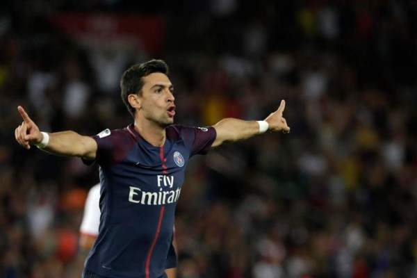 MERCADO: Los refuerzos que quiere anunciar el Barça, el Madrid oficializa fichaje y 'Chucky' Lozano es noticia