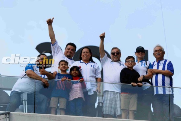 No se vio por tv: La tristeza de El Salvador y el festejo de Curazao y Honduras