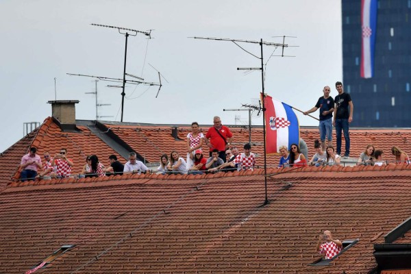 Todos los honores al subcampeón y su impresionante recibimiento en Croacia