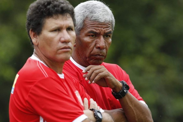 RUMORES+FICHAJES: Erick Andino se iría a Europa y Wilmer Cruz busca portero