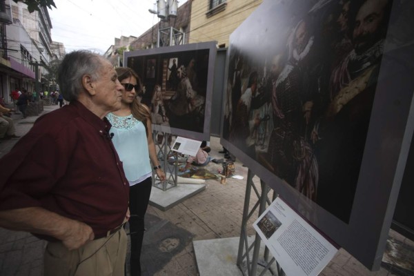 FOTOS: Así es la humilde y futbolera morada donde vive Chelato Uclés