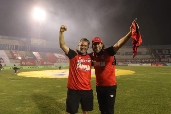 La cábala que no le funcionó a Diego, el inesperado 'pilotaje' incluido y la llegada de Troglio al Nacional