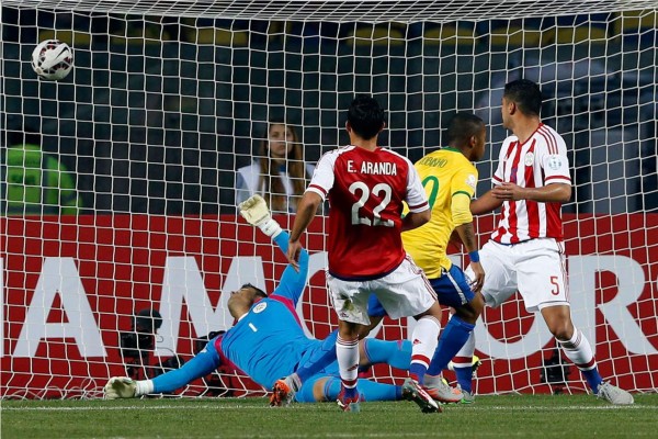 Paraguay vence en penales a Brasil y firma su pase a semifinales de la copa américa