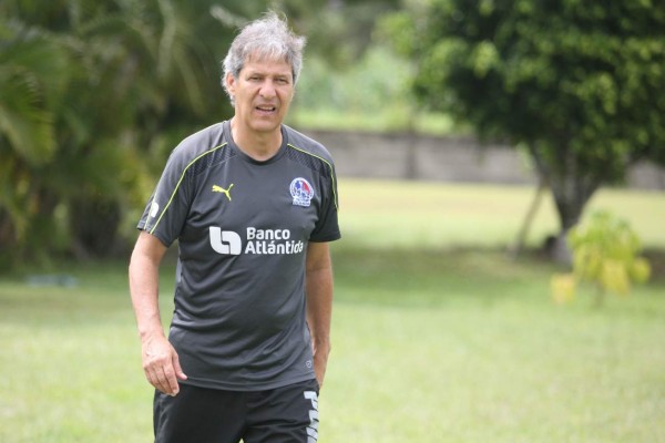 RUMORES/FICHAJES: Olimpia por un panameño y Diego Reyes a Real Sociedad