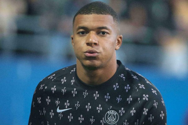 Mbappé sacude el mercado de fichajes y PSG le 'roba' jugador al Real Madrid; lo último sobre Cristiano Ronaldo