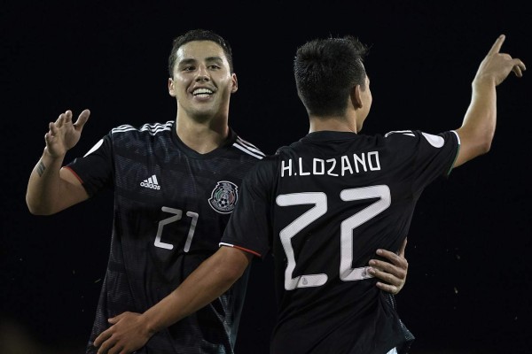 NO SE VIO: Cachetada del árbitro al Chucky Lozano y el gesto de Héctor Herrara en la goleada de México a Bermudas