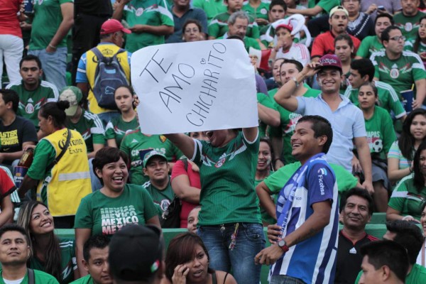 Ambiente Honduras vrs México en partido amistoso