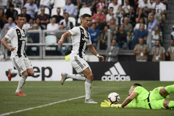 Así recibieron a Cristiano Ronaldo en su primer juego con la Juventus en el Allianz Stadium