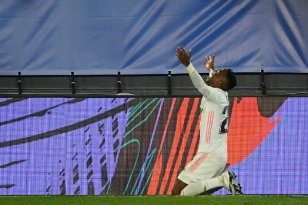 La bronca de Vinicius, la tensión del Cholo y la euforia de Casemiro en el Real Madrid-Atlético