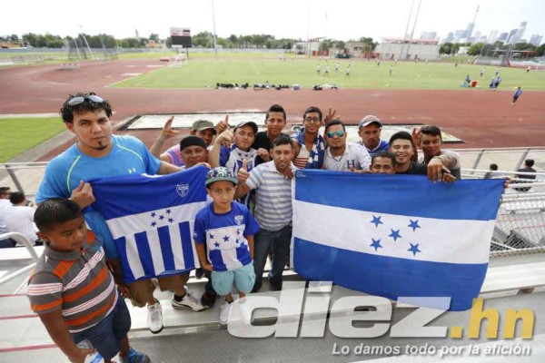 Honduras se prepara en Houston previo a enfrentar a México