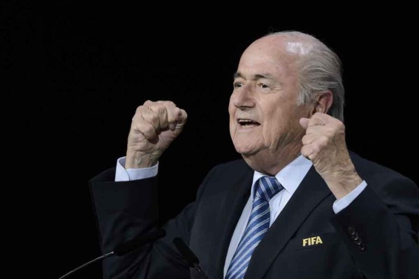 Joseph Blatter reelegido como presidente de la FIFA